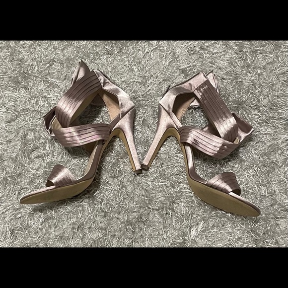 Jacqueline Ferrar stiletto heels - Picture 4 of 6